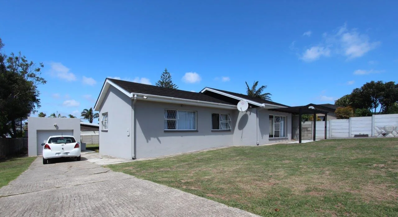 3 Bedroom House for sale in Rowallan Park