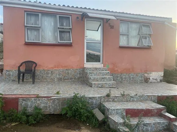 4 Bedroom House for sale in Mdantsane Nu 2