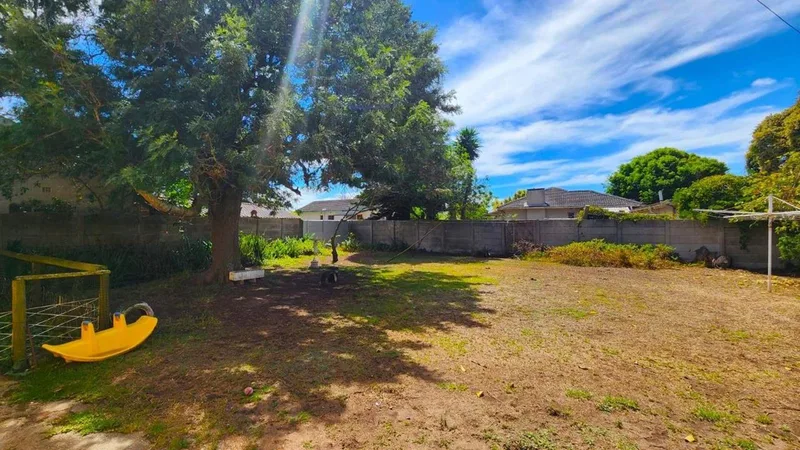 3 Bedroom House for sale in Rowallan Park