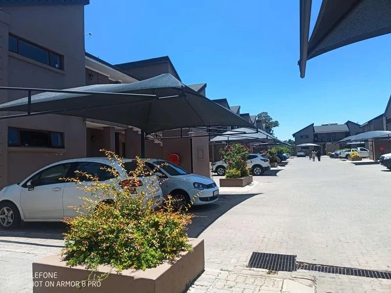 2 Bedroom Apartment / flat for sale in Helderwyk