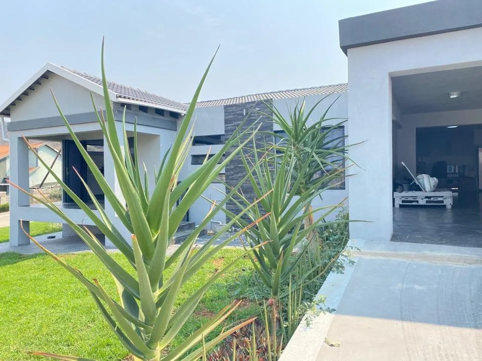 3 Bedroom House for sale in Karino