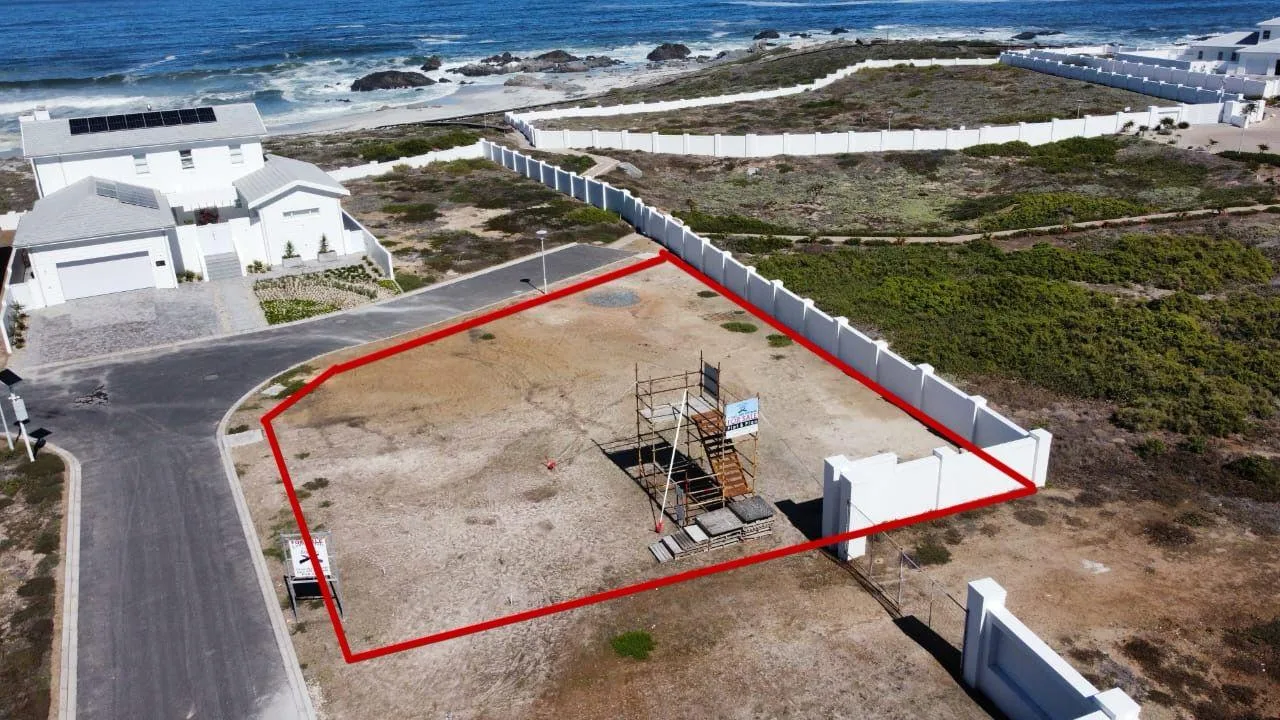 682 m² Land available in Yzerfontein