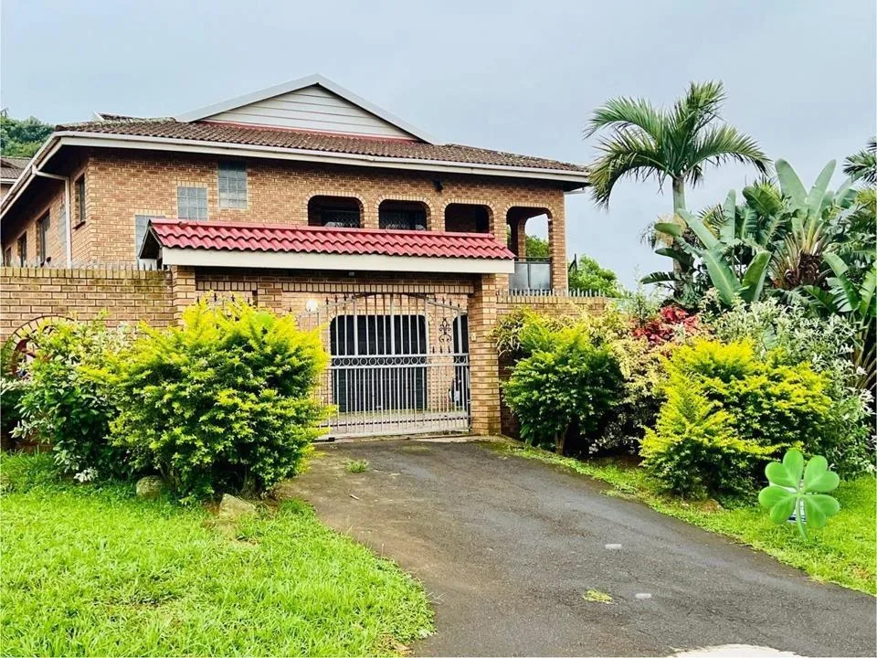 4 Bedroom House for sale in Orient Hills