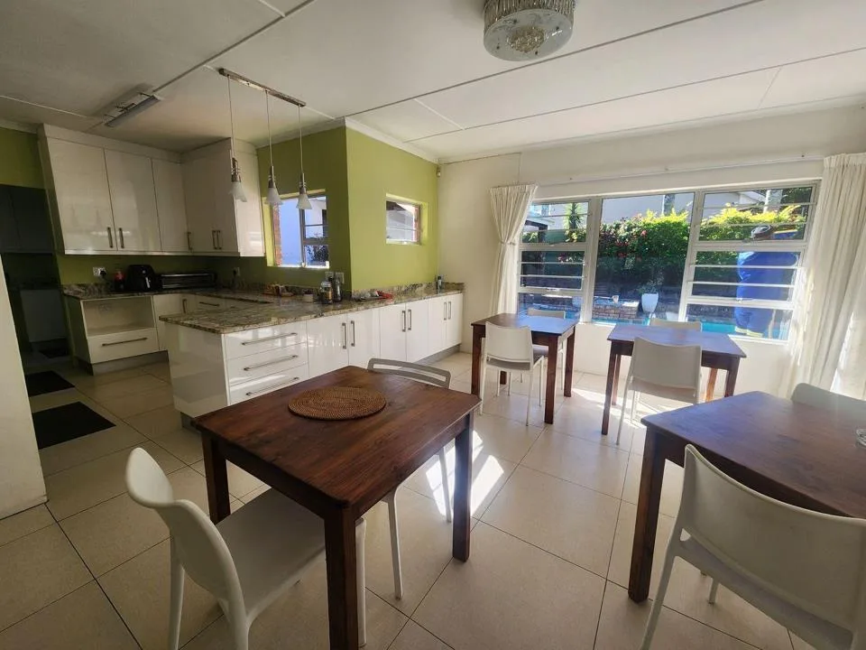 7 Bedroom House for sale in Blue Bend