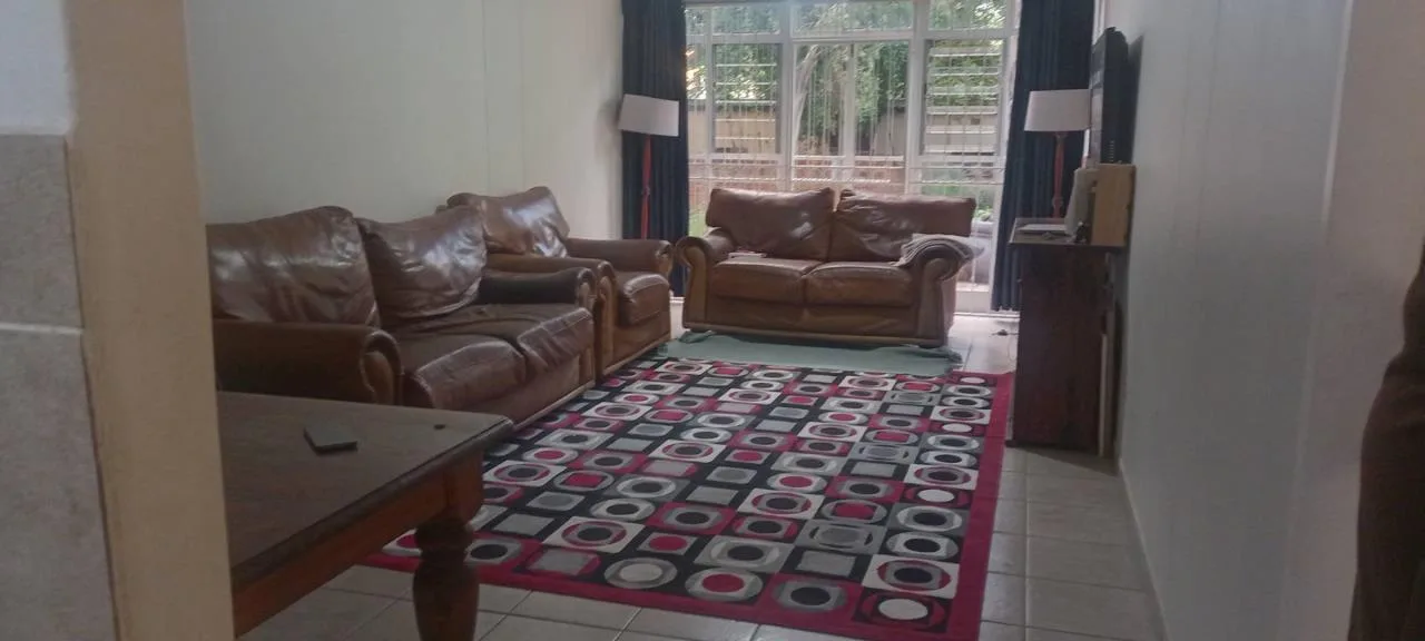 2 Bedroom Apartment / flat for sale in Silverton