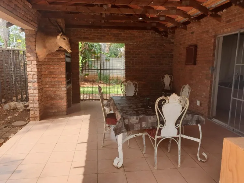 4 Bedroom House in Flora Park
