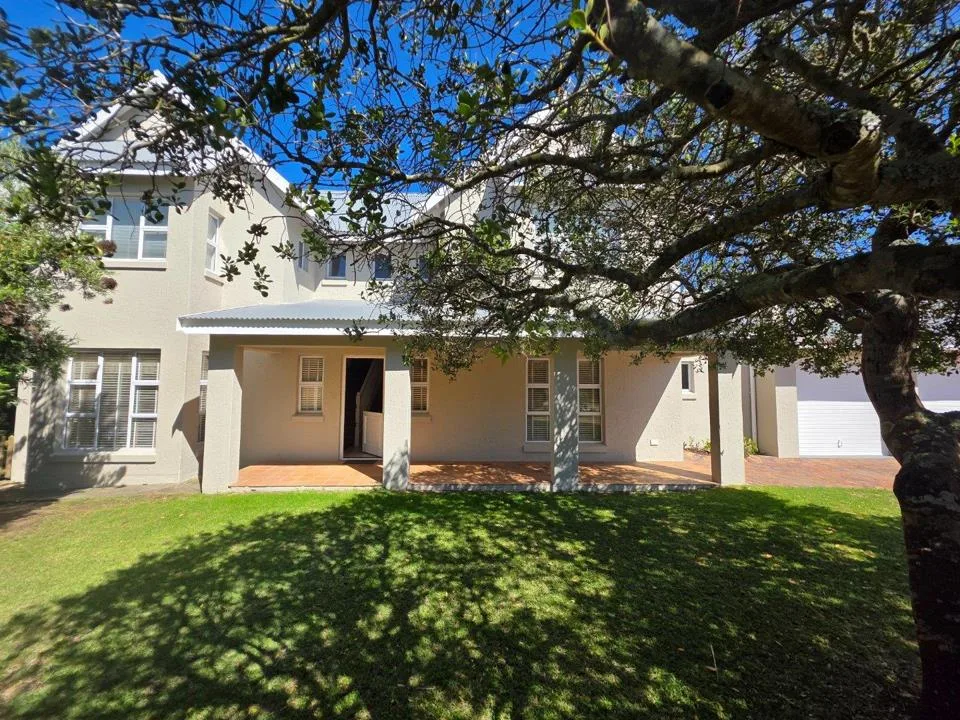 3 Bedroom House for sale in Mossel Bay Golf Estate