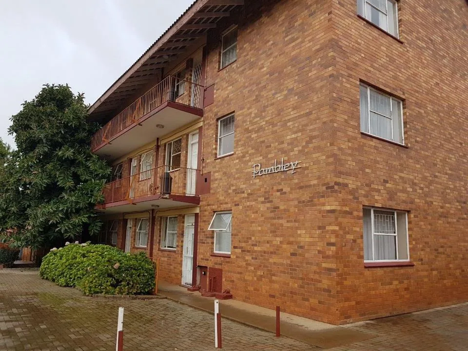 1 Bedroom Apartment / flat for sale in Adamayview