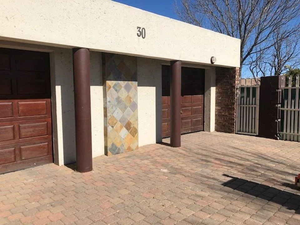 5 Bedroom House for sale in Evander