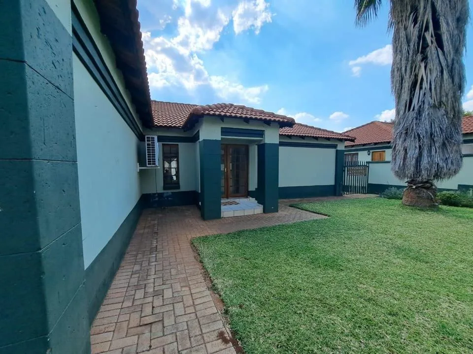 2 Bedroom Townhouse for sale in Thabazimbi