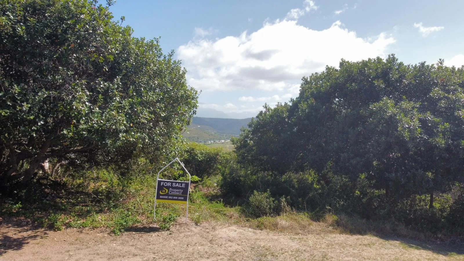 1 100 m² Land available in Groot Brakrivier