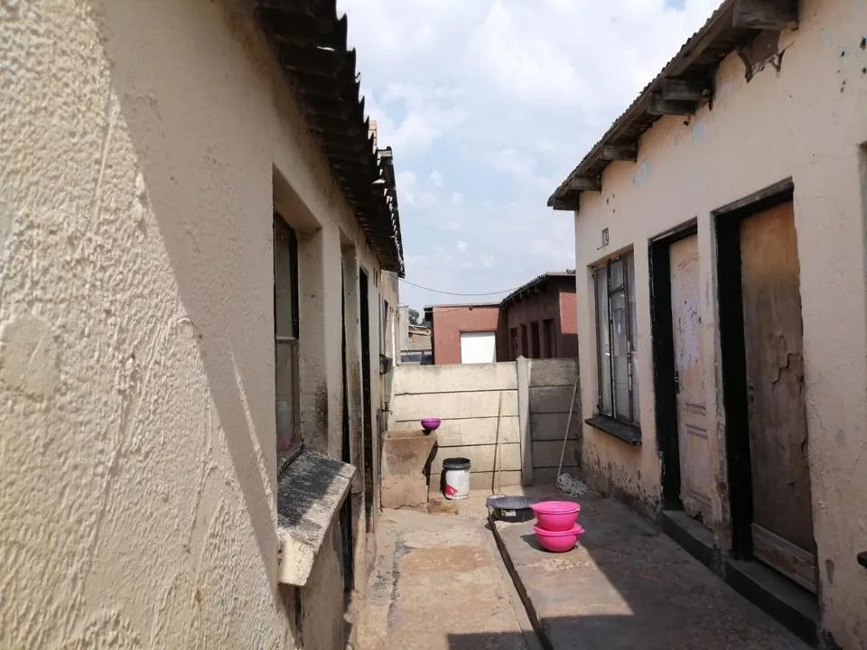2 Bedroom House for sale in Kwa Thema