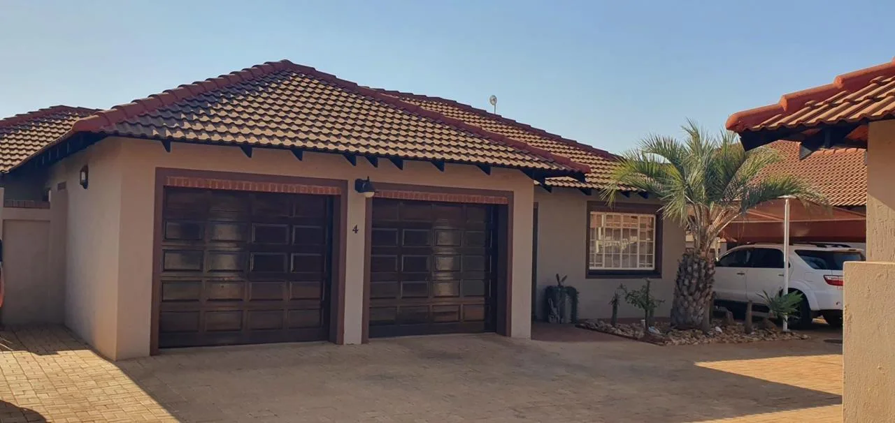 3 Bedroom Townhouse for sale in Mookgopong