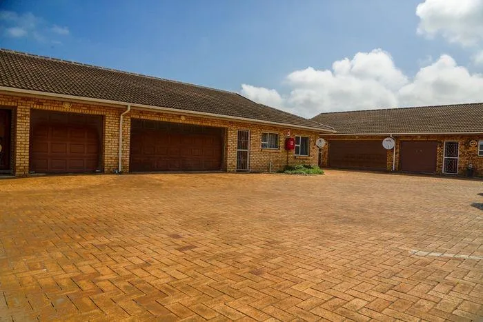 2 Bedroom Townhouse to rent in Arboretum
