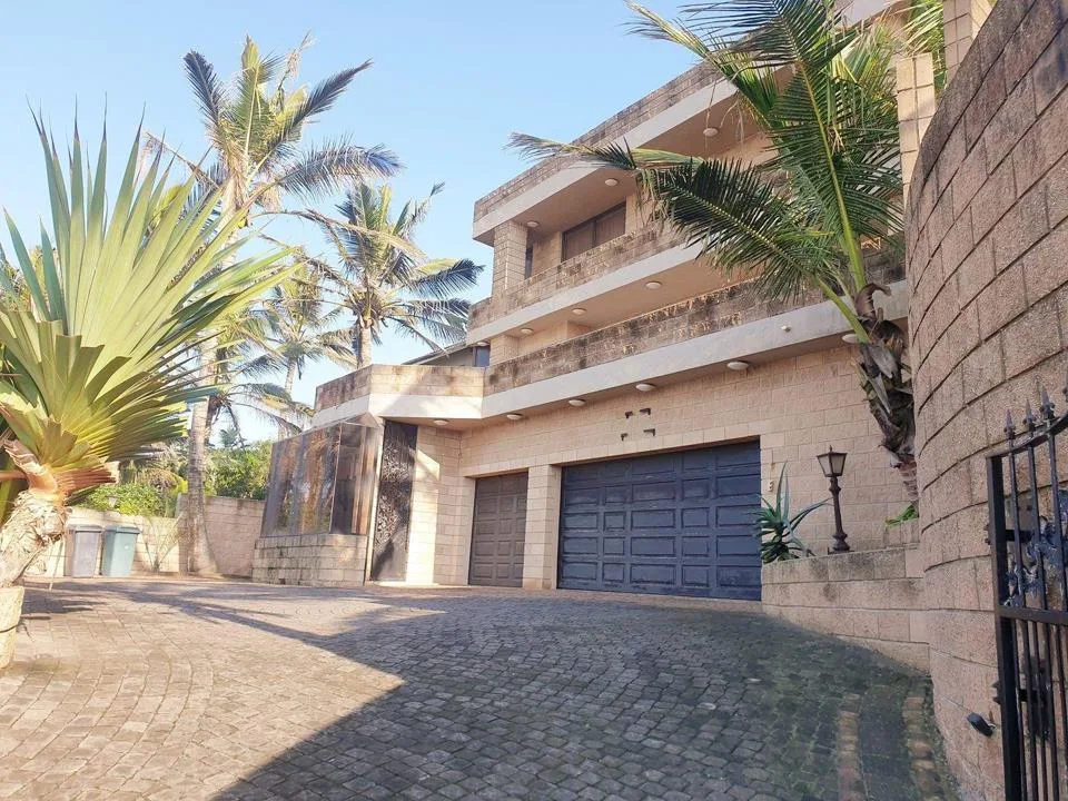 4 Bedroom House for sale in Tinley Manor