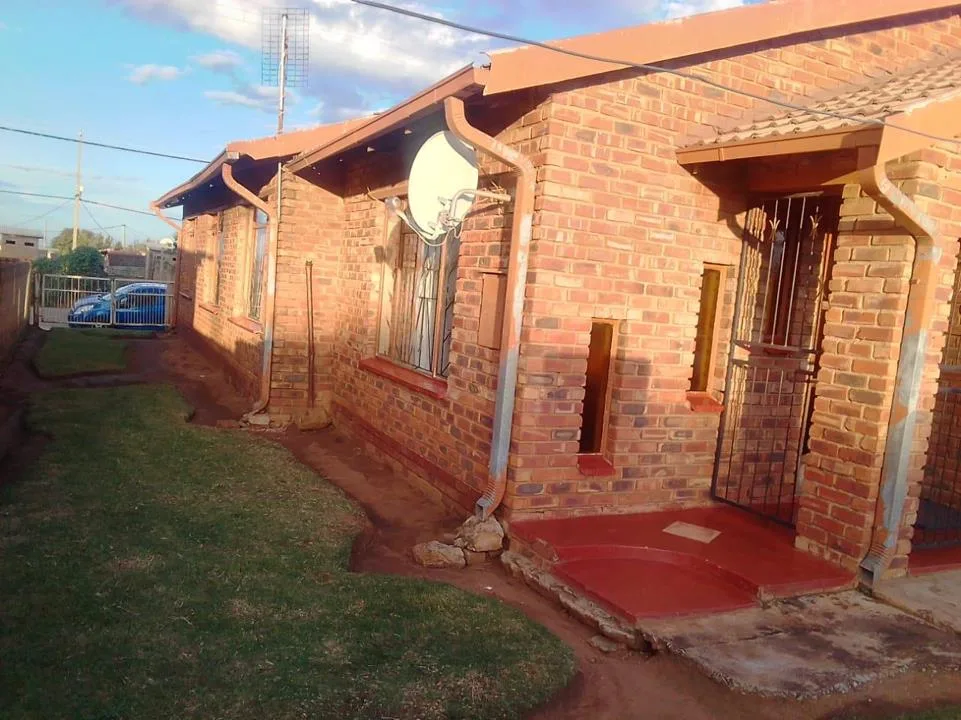 4 Bedroom House for sale in Jouberton