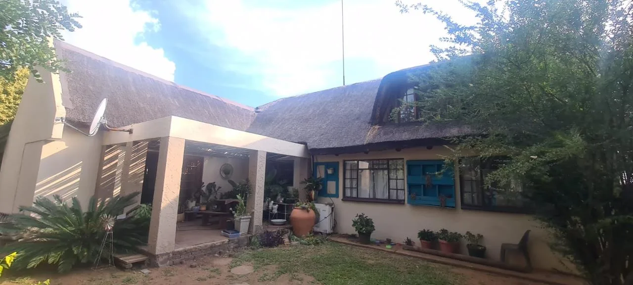 5 Bedroom House for sale in Parys