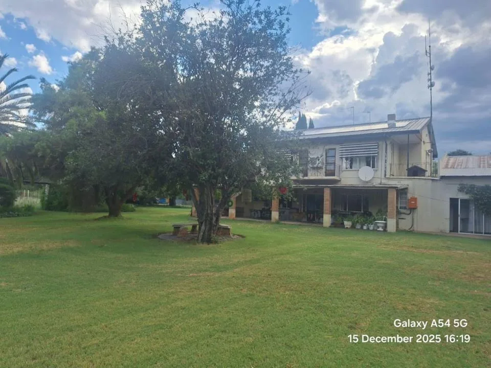 4 Bedroom House for sale in Douglas Rural
