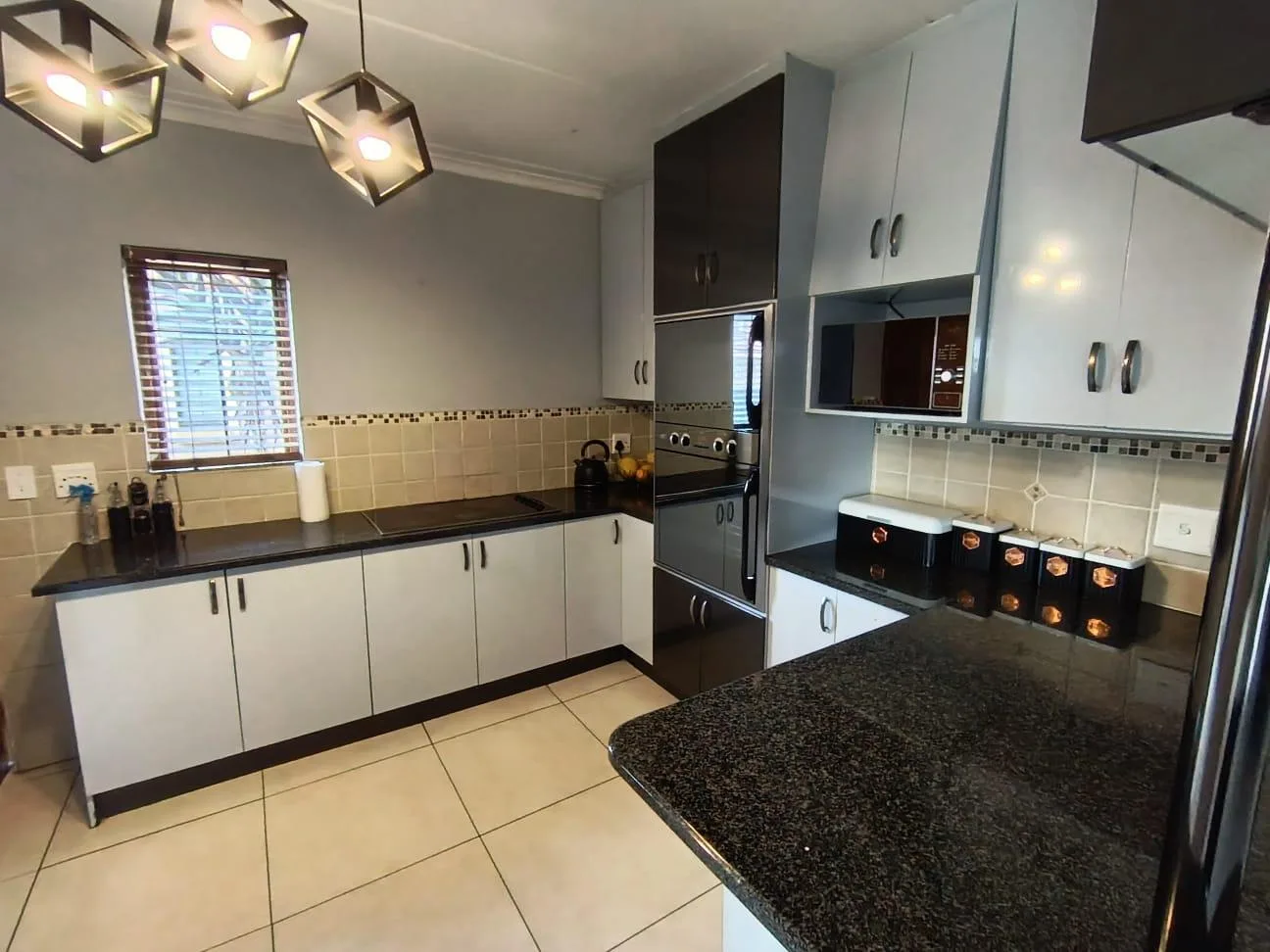 Property to rent in Albertsdal