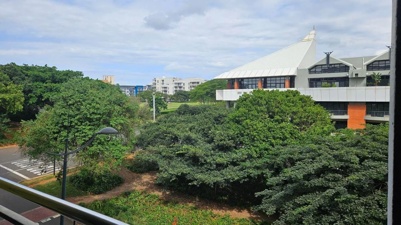 2 Bedroom Apartment / flat for sale in New Town Centre