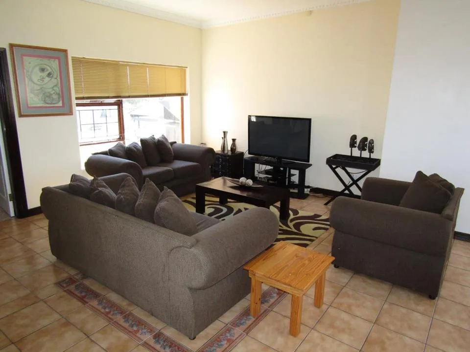 3 Bedroom House to rent in Wavecrest
