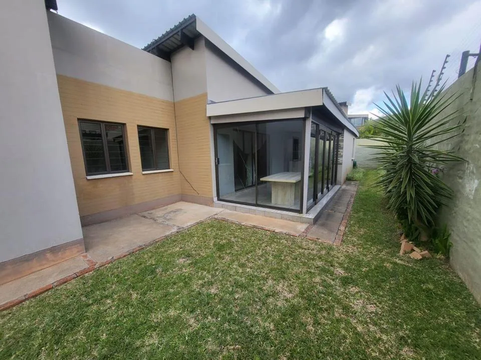 3 Bedroom Townhouse to rent in Geelhoutpark