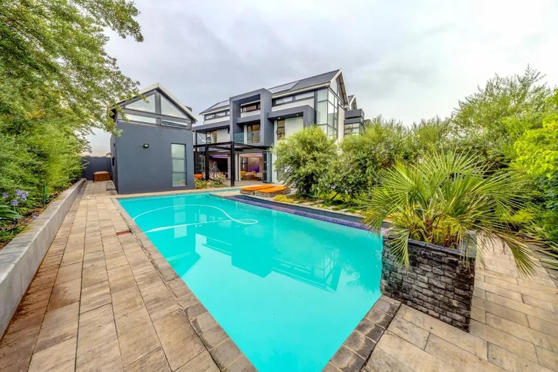 5 Bedroom House for sale in Waterfall Country Estate