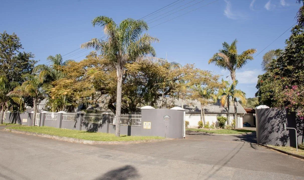 4 Bedroom House for sale in Beacon Bay