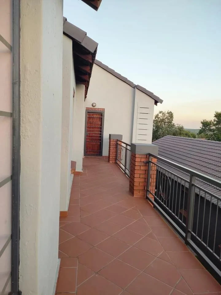 2 Bedroom Apartment / flat for sale in Mooikloof Ridge
