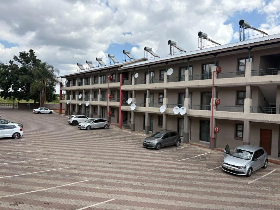 1 Bedroom Apartment / flat for sale in Annadale