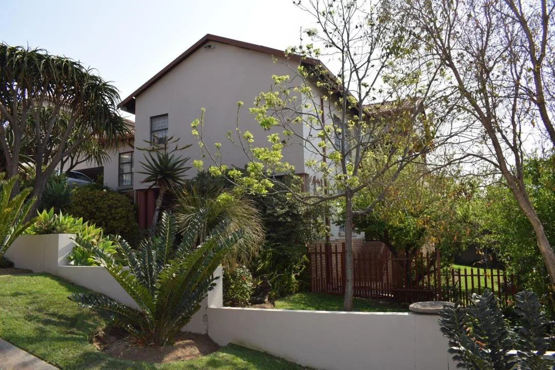 4 Bedroom House for sale in Ben Fleur
