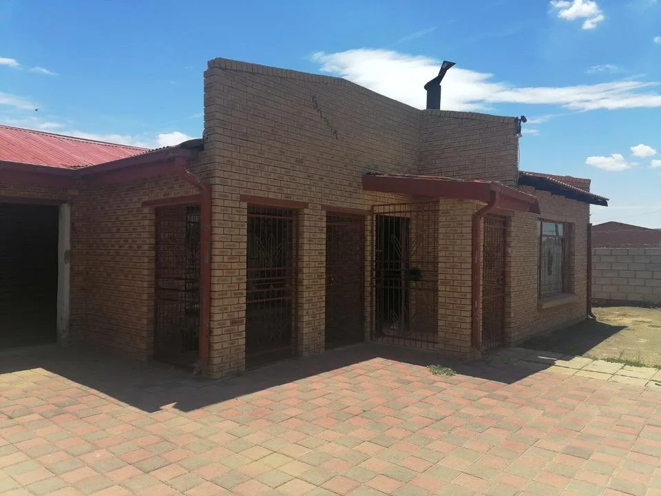 2 Bedroom House for sale in Mangaung