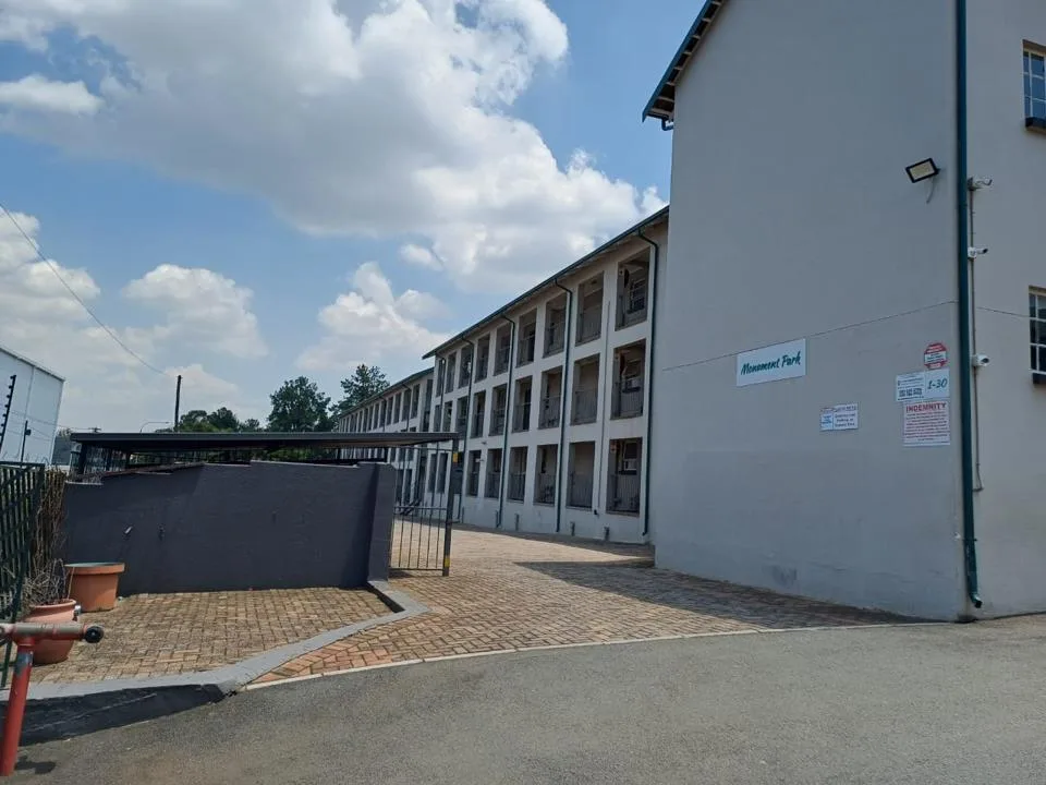 1 Bedroom Apartment / flat for sale in Krugersdorp North