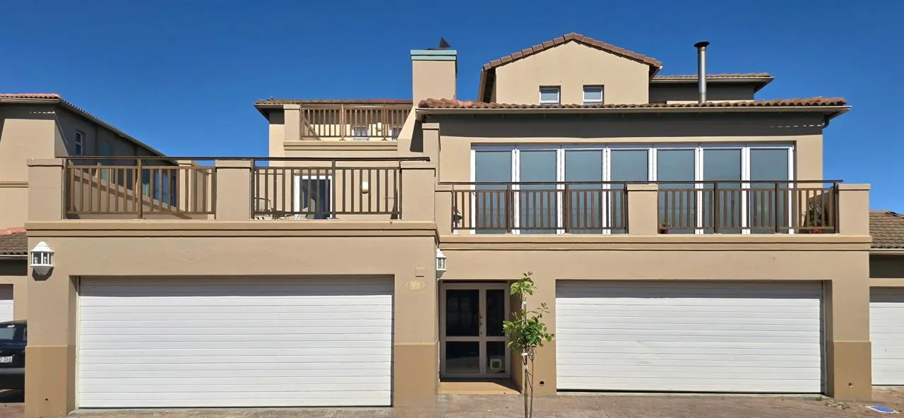 3 Bedroom Townhouse for sale in Royal Ascot