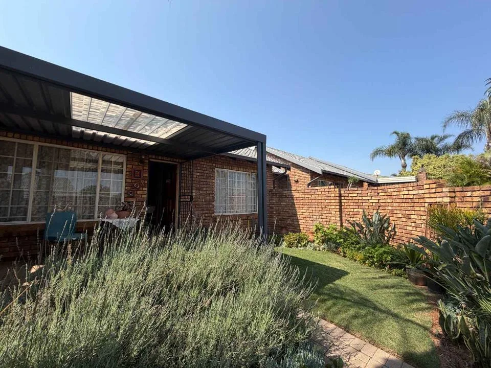 2 Bedroom Townhouse for sale in Amberfield