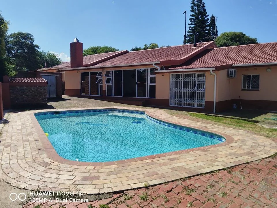 4 Bedroom House for sale in Fort Hill