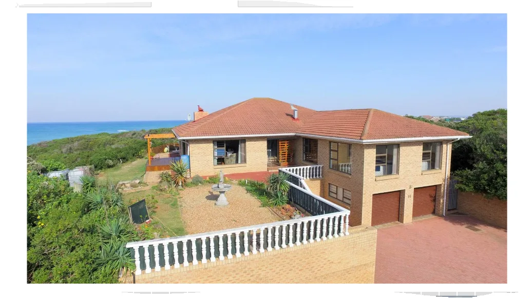 4 Bedroom House in Jeffreys Bay Central
