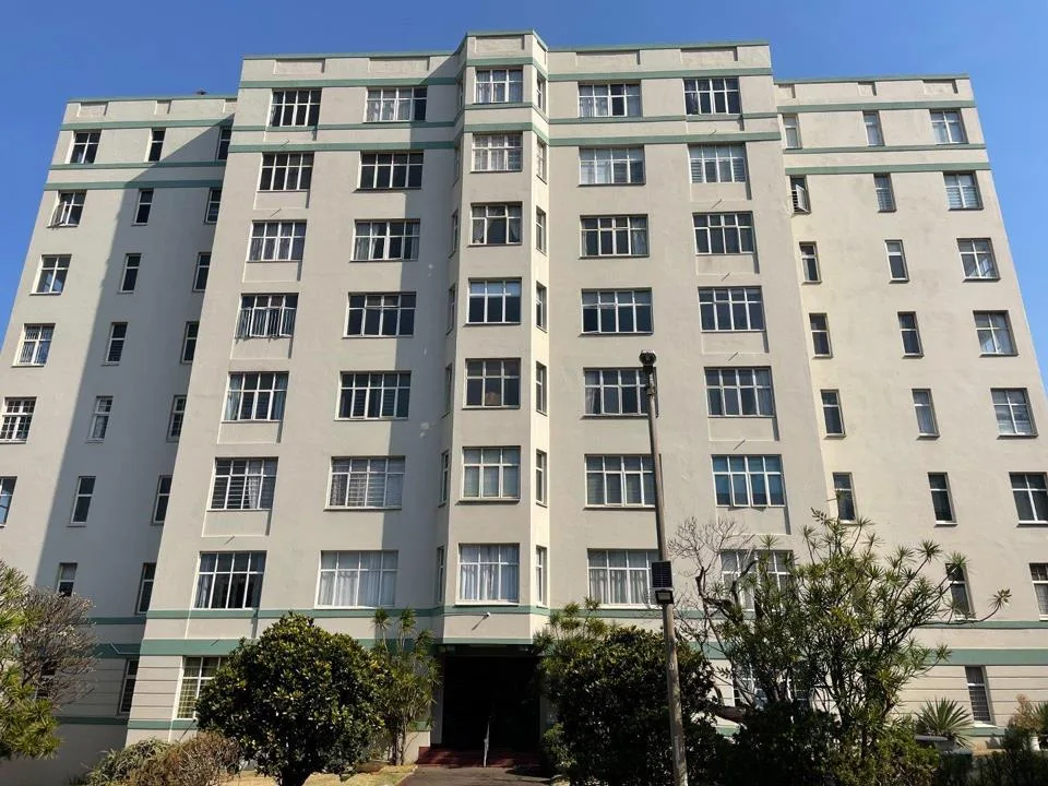 2.5 Bedroom Apartment / flat for sale in Glenwood