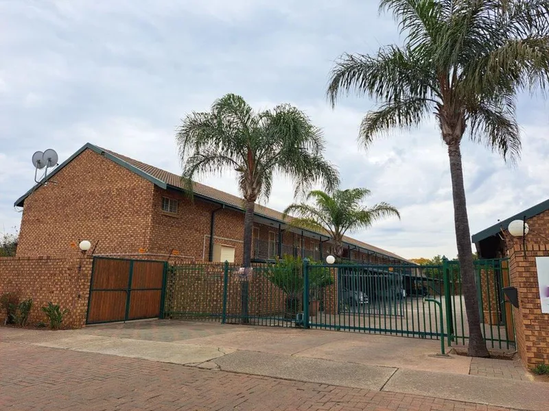 1 Bedroom Apartment / flat for sale in Rietfontein