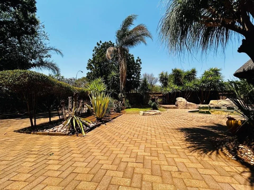 3 Bedroom House for sale in Chroompark