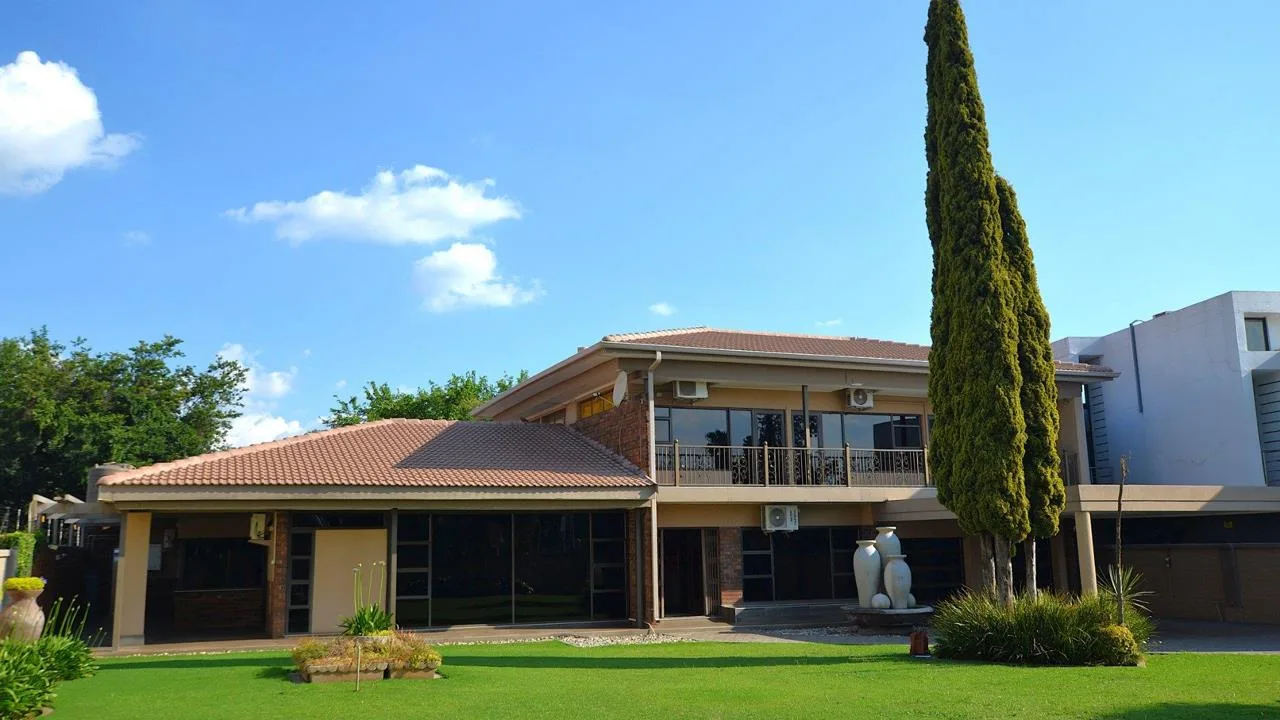 3 Bedroom House for sale in Baillie Park