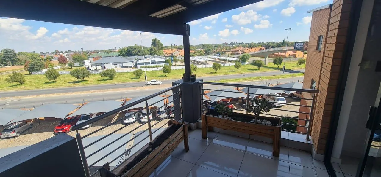 3 Bedroom Apartment / flat to rent in Eveleigh