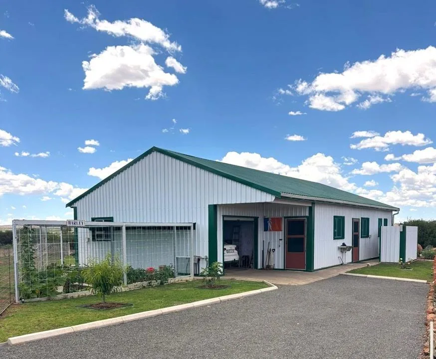 2 Bedroom House for sale in Orania