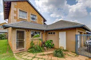 3 Bedroom House for sale in Birchleigh