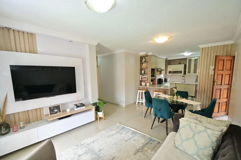 3 Bedroom Apartment in Sagewood