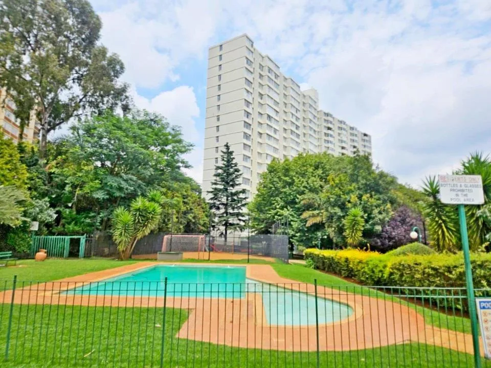 1 Bedroom Apartment / flat for sale in Bedford Gardens