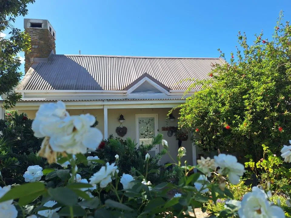 2 Bedroom House for sale in Greyton