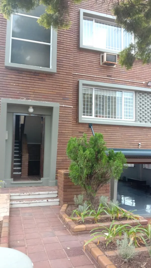 2 Bedroom Apartment in Essenwood