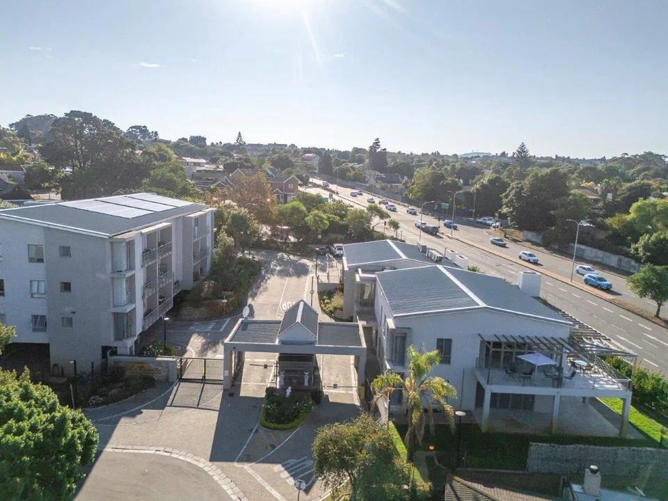 2 Bedroom Apartment / flat for sale in Ridgeworth