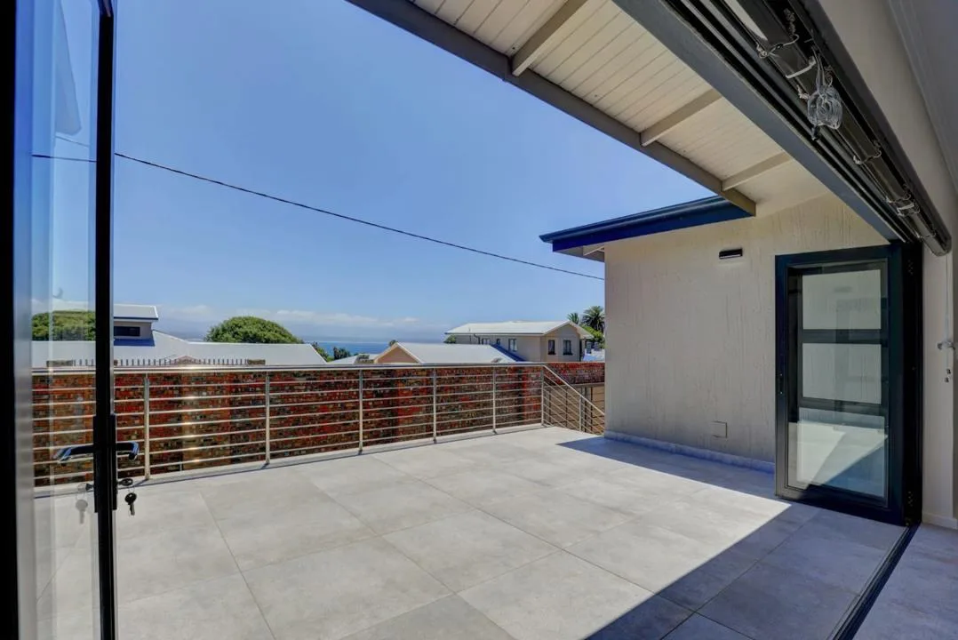3 Bedroom House for sale in Mossel Bay Central